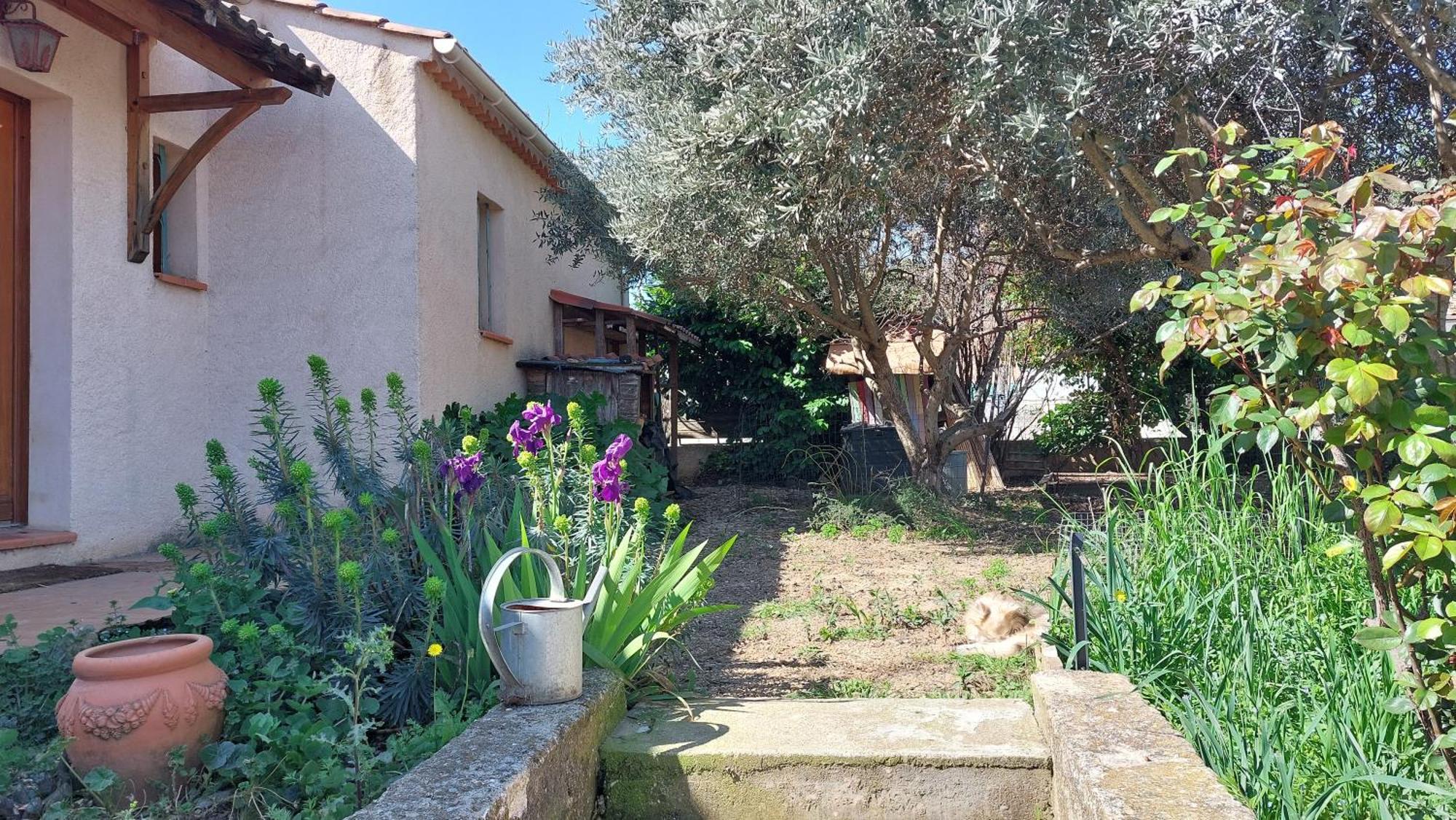 Villa 80 M2 Jardin Terrasse 3 Chambres Provence Volx Exteriér fotografie